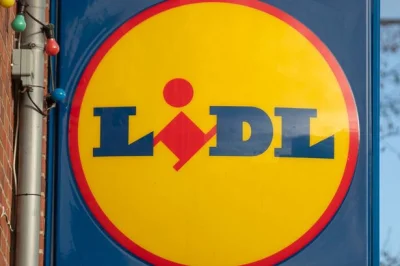 RabarbarDwurolexowy - #lidl
Hej, jak komuś przyjdzie pomysł zamawiania czegoś w skle...