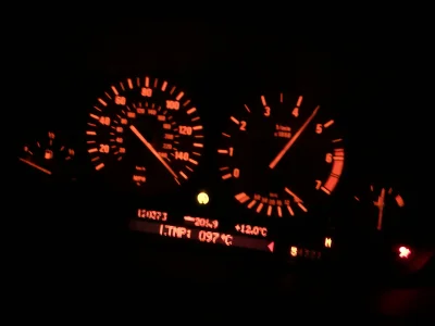 sorek - Osiągam czwartą gęstość :D

#bmw #nightdrive #samochody