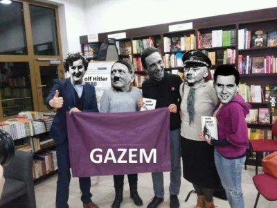 Oplyy - #codziennymemzhitlerem ( ͡° ͜ʖ ͡°) 
#heheszki #adolfhitler #ocieplaniewizeru...