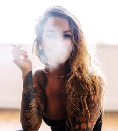 Ewasia - #ladnapani #tatoo #tatuaze #cigarette #smoke