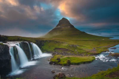 optimus_dime - Moje zdjęcie - wodospad Kirkjufellsfoss i góra Kirkjufell w południowo...