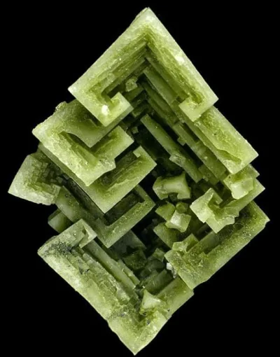 SunnO - Ale ładny halit (ʘ‿ʘ)

New find Skeletal halite crystal from Sieroszowice min...