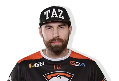 wredny_barteK - @newton82: Gracz Virtus Pro w Counter-Strike , czołówka świata i chyb...