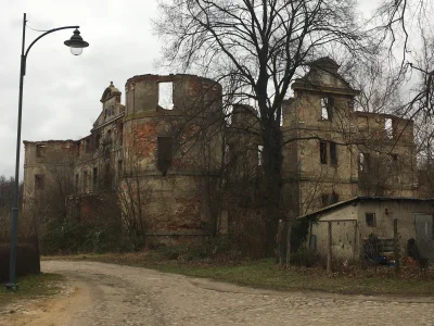 John_Clin - Takie tam na skraju Dolnego Śląska... 
#zabytki #historia #opuszczone #op...