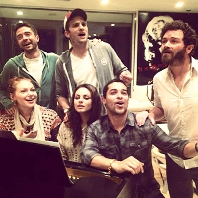 Jumper - Różowe lata siedemdziesiąte po latach.

#that70sshow #reunited #seriale