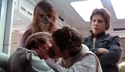 m.....s - Leia przyznaje ze od początku czuła że Niebochód jest jej bratem
#swtv