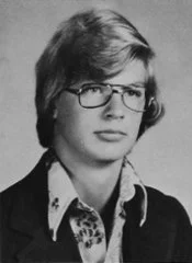 Deadend - Jeffrey Dahmer - w latach 78-91 zamordował i zgwałcił 17 młodych mężczyzn. ...