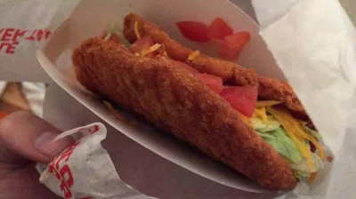 morchol - Taco Bell wprowadziło taco w którym ciasto zastąpili kurczakiem xd Myślałem...