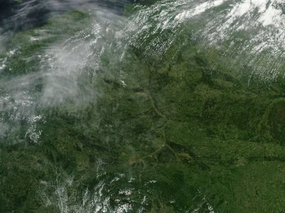 angelo_sodano - zdjęcie satelitarne sprzed 3 lat (06.06.2010) fala powodziowa spływa ...