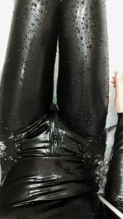 latexlover - #lateks #catsuit #ladnapani #nogiboners

Czy może być coś piękniejszeg...