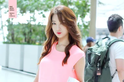 K.....o - #minha #ninemuses 

#koreanka