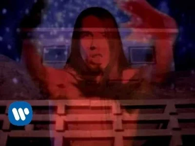 CulturalEnrichmentIsNotNice - Red Hot Chili Peppers - Under The Bridge
#muzyka #rock...