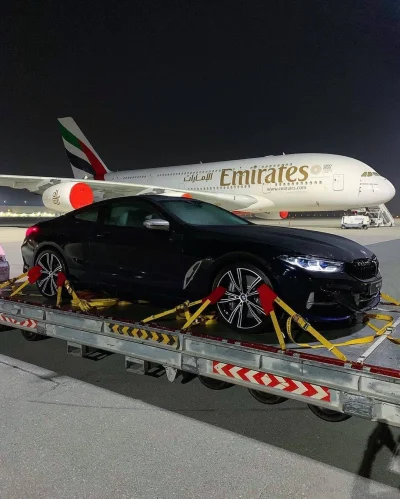 daeun - To niewiarygodne jakie auta idzie dostać za grosze mieszkając w Emiratach. Tą...