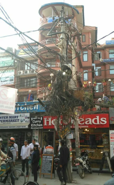 zwierzax - @iterazwchodzejacalynabialo w uk to jeszcze luz... 
Nepal, Kathmandu
