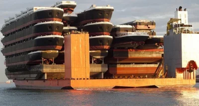 kamdz - #statkiboners #napewnoniebylo

statek przewożący statki przewożące statki