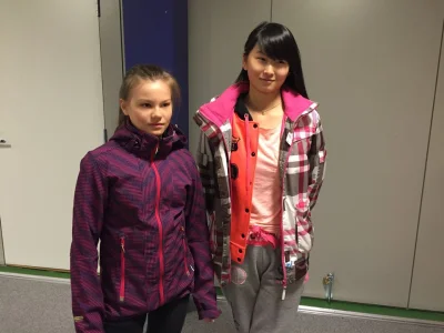 paulwatson - Uczennice Lifu Torikka i Siiri Ranttila ze szkoły w Inari na północy Fin...