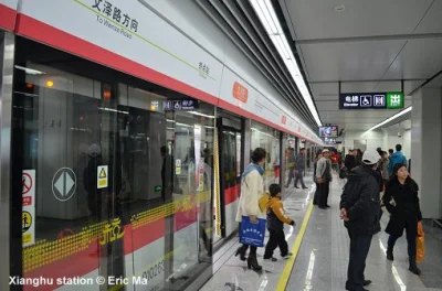 Transhumanista - Powinna być ścianka oddzielająca metro. Taka jak np. w Hangzhou.