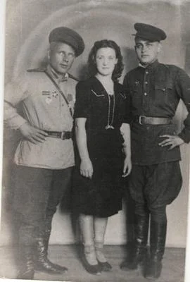 wariag - SKIERNIEWICE 1945. Anna Sieriegina z Briańska, sanitariuszka w szpitalu woje...