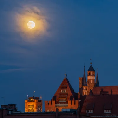 Nightscapes_pl - Wczorajszy wschód nad Toruniem. 

19/100 #100zdjecksiezyca 

#fo...