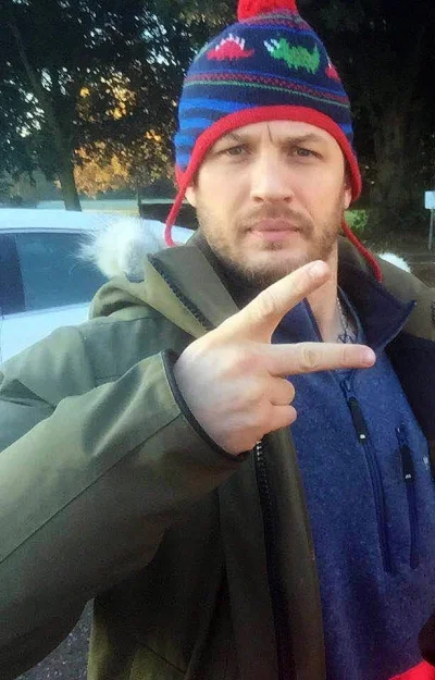 iwarsawgirl - ᶘᵒᴥᵒᶅ 

#gownowpis #tomhardy #ladnypan