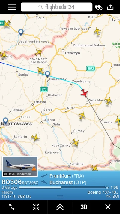 rolfik_r1 - #lotnictwo #7700 #flightradar24 
Zawraca do Bratysławy? Albo leci do Buda...