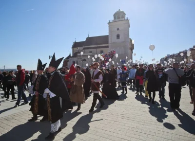 nilfheimsan - Wczoraj ulicami Warszawy przeszedł marsz ateistów. Co uważacie o tym ma...