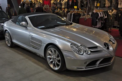 zartysieskonczyly - @Megasuper: Mercedes-Benz SLR , premiera 2003 r