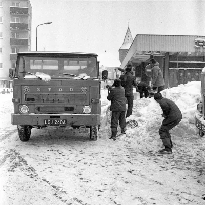 CXLV - Uwaga, kolejna zagadka fotograficzna: zgadnij rok i miejsce wykonania zdjęcia....