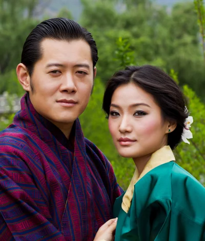 abc765 - Plusujcie bhutańską parę królewską - władców jednego z najszczęśliwszych pań...
