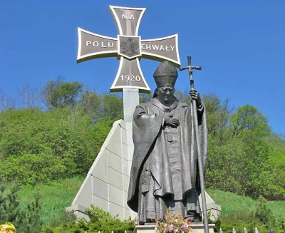 MarianoaItaliano - A tutaj pomnik papieża Józefa Oleksego w Sandomierzu.