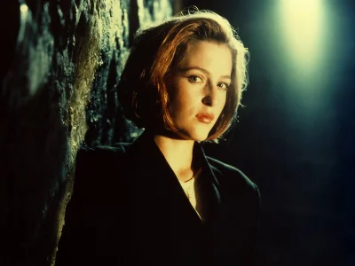 schabowykurnakotlet - @KolankoZZ: popieram, co młoda Scully to młoda Scully..