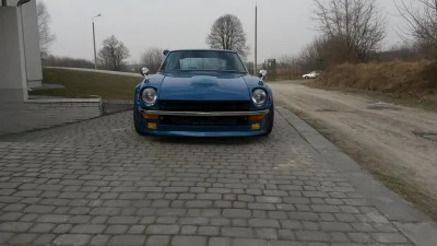 d.....r - No mirki, patrzcie co się wytoczyło z garażu ( ͡° ͜ʖ ͡°)

#datsun #lublin...