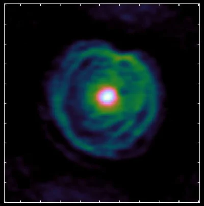 sznaps82 - Nowe obserwacje prowadzone za pomocą ALMA w Chile pozwoliły stwierdzić, że...