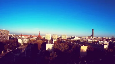 M4h00n - @Ryyuk: 8 piętro piękny widok na Wrocław :)