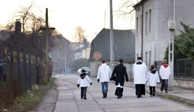 CzekanDzikaKuna - To już dzisiaj , mag na 69 lvl przychodzi napełnić manę, ile plusów...