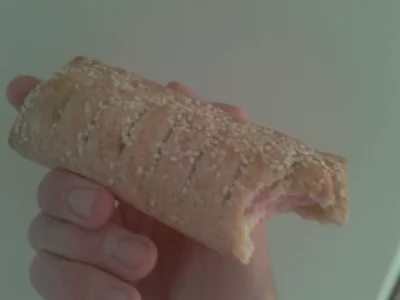 robka1996 - #biedronka #drozdzowki ? #hotdog #polecam

Polecam hotdoga(?) z biedronki...