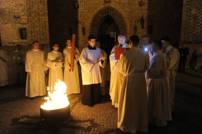 wypok312 - W odpowiedzi na nachalną promocję LGBT i tęczowego piątku należy w całej P...