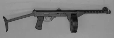 Rak777 - Nie karabin a pistolet maszynowy, co zresztą mówi na samym początku strzelec...
