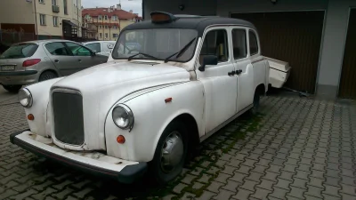 pawel_je - ale bajer :) stara angielska taksówka :)
#carboners #oldtimers #pokazauto