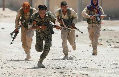 WielkaPesaNarodowa - Kurdowie z YPG w Rakkce, 3 lipiec b.r.
#syria #bitwaorakke