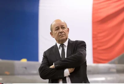 NadiaFrance - @Amadeo: tu francuski minister obrony, Jean-Yves Le Drian.