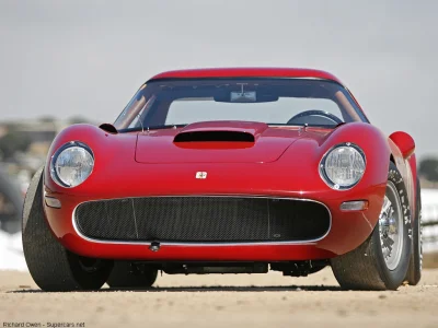 Espo - Iso Rivolta Daytona 1965 (tak się prezentuje w całości)



#wykopcarsavenue #c...