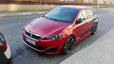 superduck - Nowy Peugeot 308 GTi
1.6l R4 turbo 270KM
0-100 km/h - 6,0s

#carboners ? ...