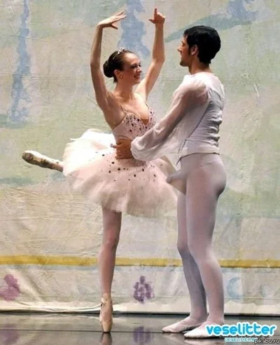 Bulbaszka - Trochę się boję iść na balet...( ͡° ʖ̯ ͡°)
#heheszki #humorobrazkowy now...