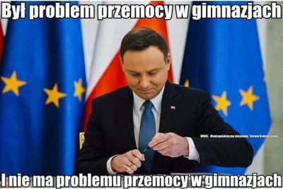 Izaro - Dobrze że likwidują gimnazja to gimbaza nie będzie robiła już takich akcji 
...