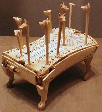 Mesk - Staroegipska gra planszowa "Psy i Szakale" - XIII dynastia, około 2000 p.n.e. ...