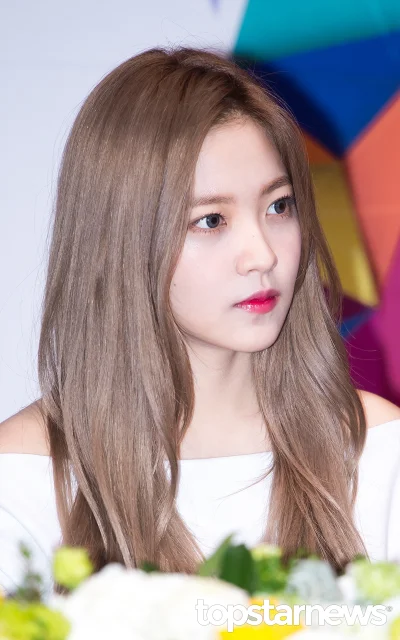 KKon - #yeri #redvelvet #koreanka