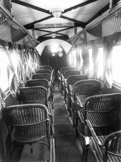 bitcoholic - Wnętrze samolotu pasażerskiego z 1936 roku.
Handley Page W10
#ciekawostk...