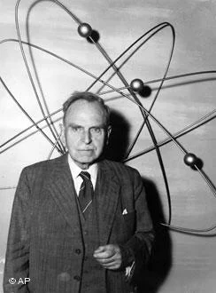 ifucha-pl - W taki dzień jak ten, 22 grudnia 1938 - niemiecki fizyk Otto Hahn przepro...