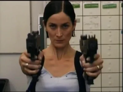 zloty_wkret - Ciekawe co ją tak rozbawiło? ( ͡º ͜ʖ͡º)
#carrieannemoss :3 #matrix #la...